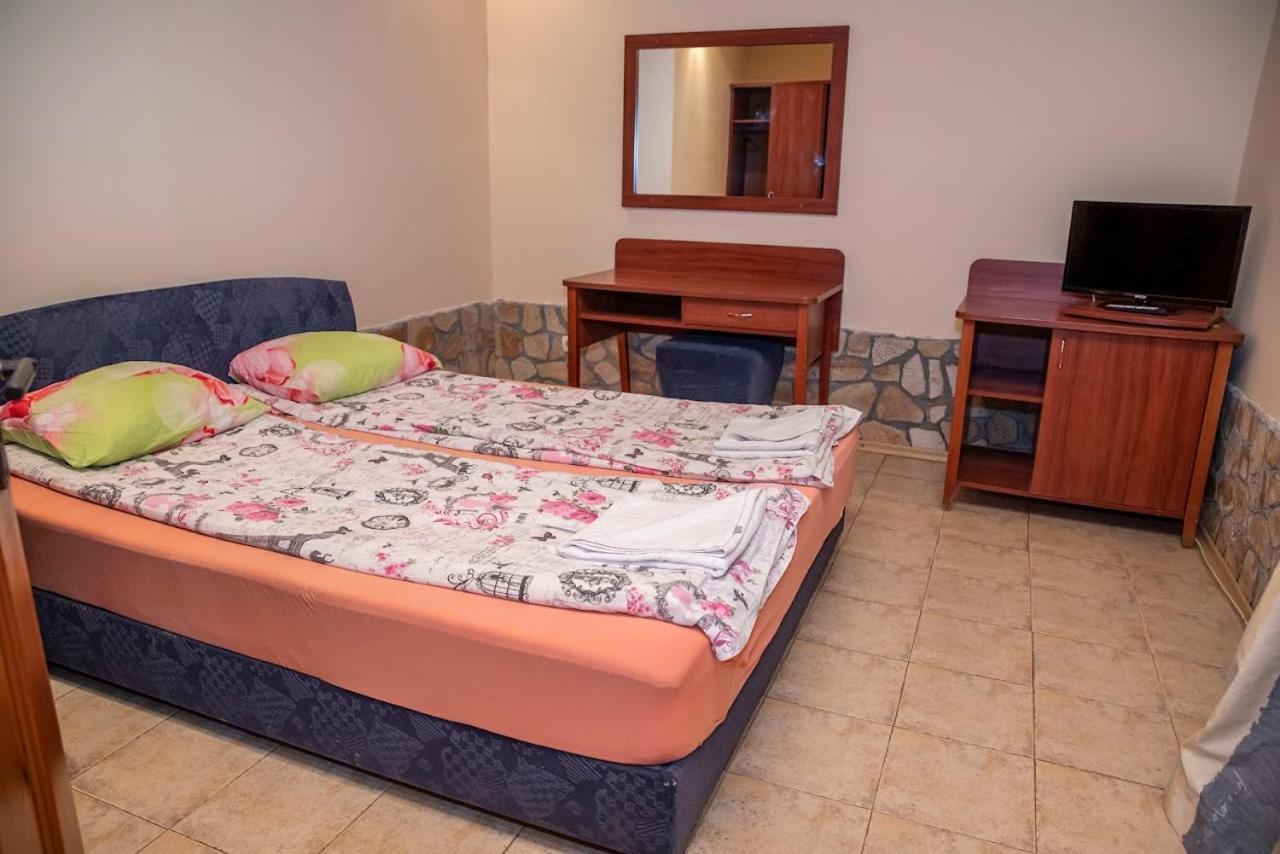 Стария Чинар Мелник Hotel Buitenkant foto